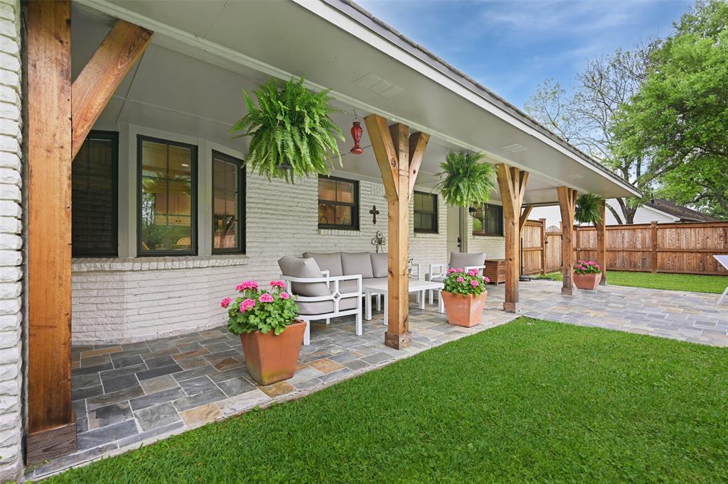 2006 Deepbrook Drive, Pearland, Texas image 35