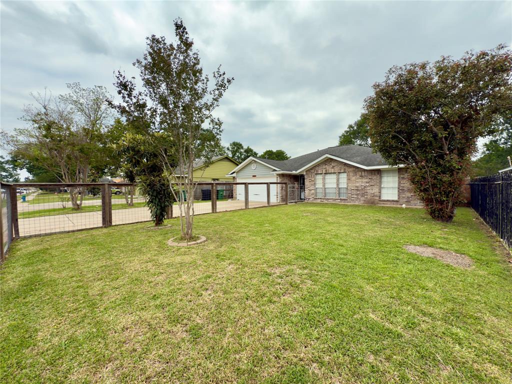 10626 Emnora Lane