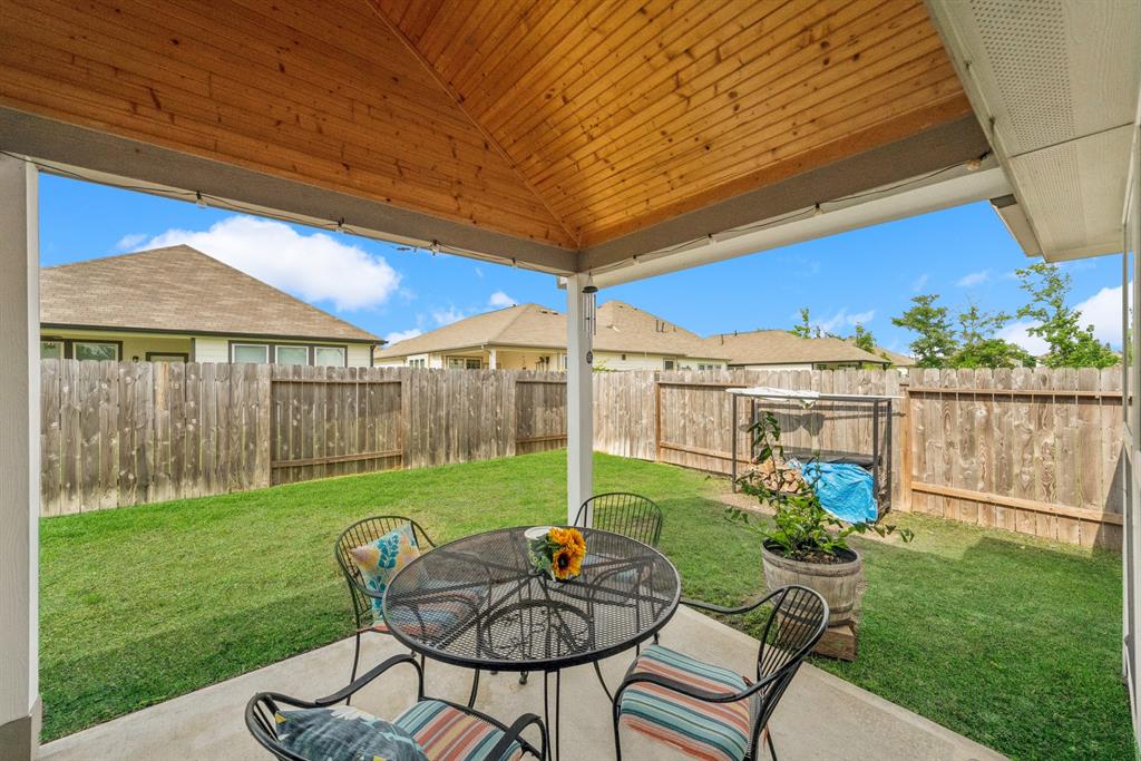 118 Bobcat Bend, Huntsville, Texas image 5