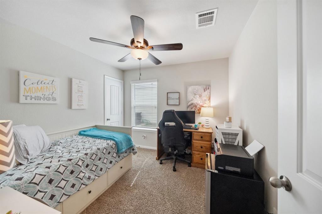 118 Bobcat Bend, Huntsville, Texas image 24