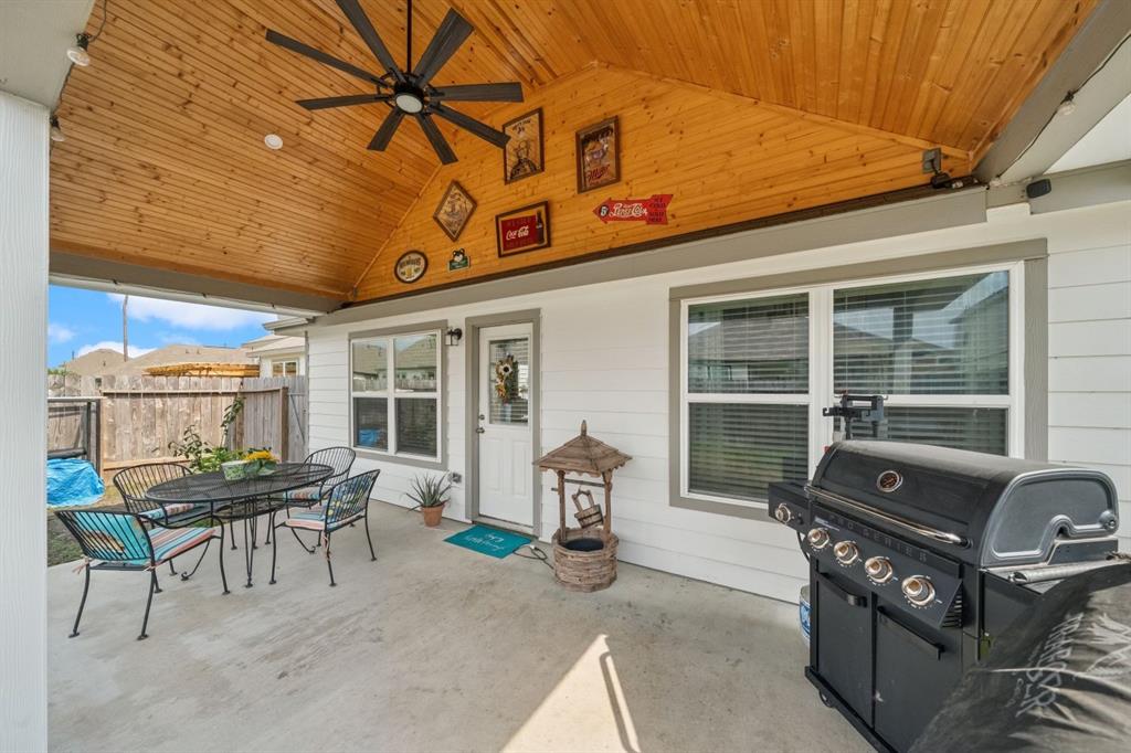 118 Bobcat Bend, Huntsville, Texas image 3