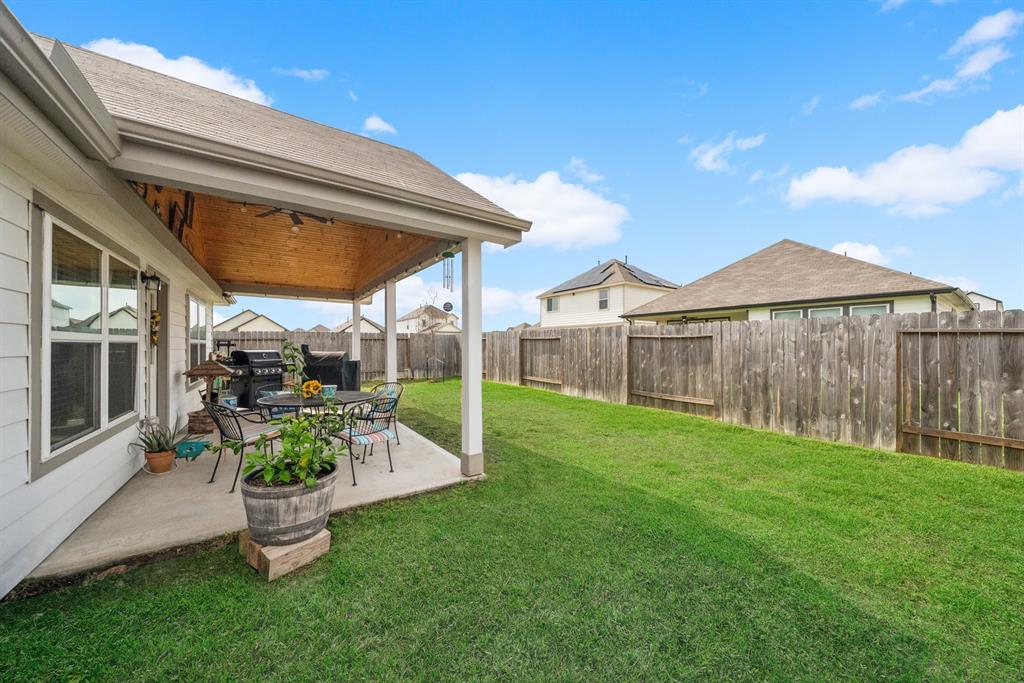 118 Bobcat Bend, Huntsville, Texas image 6