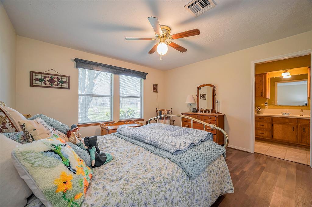 26003 Fountaine Bleau Drive, Tomball, Texas image 22