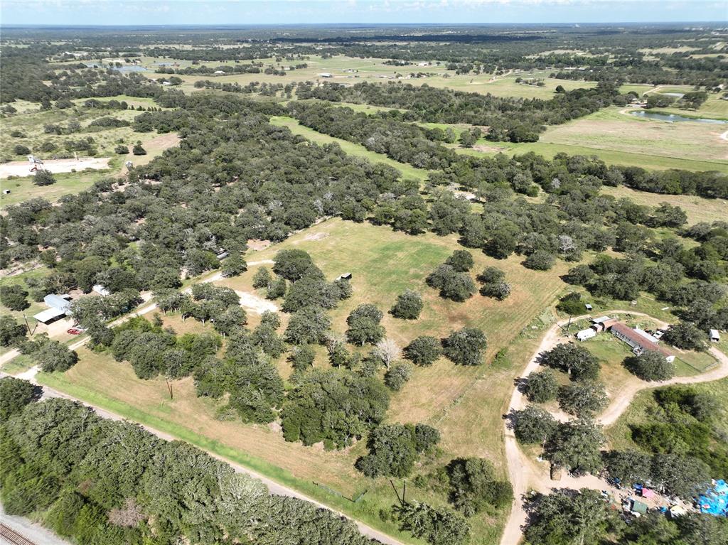 2372 County Road 118, Giddings, Texas image 4