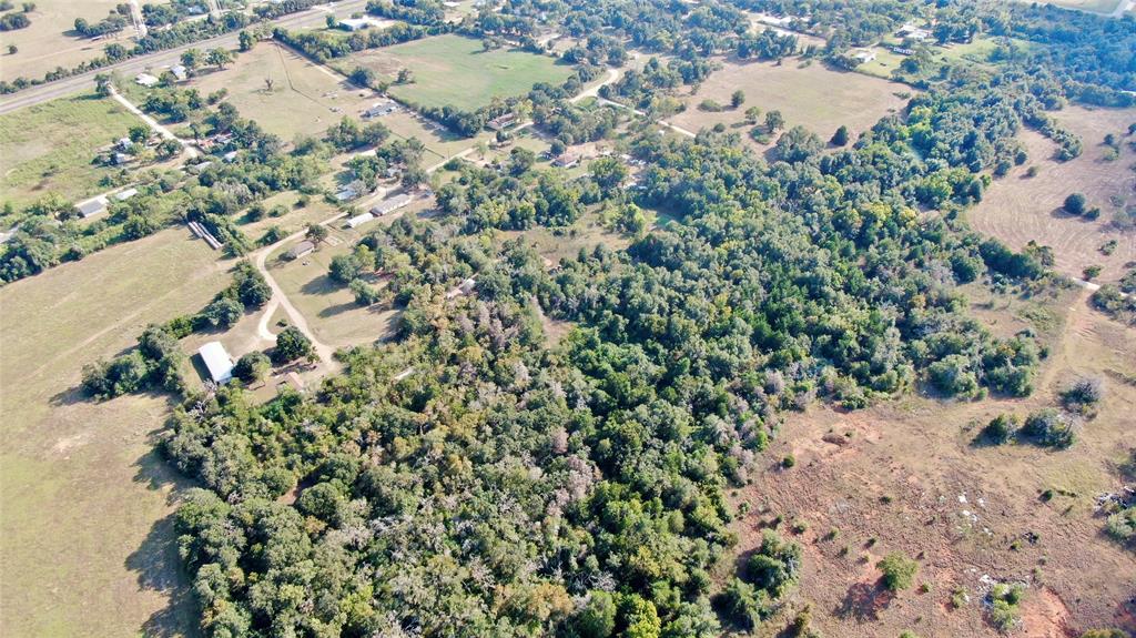 402 Professor Smith Rd, Gause, Texas image 10