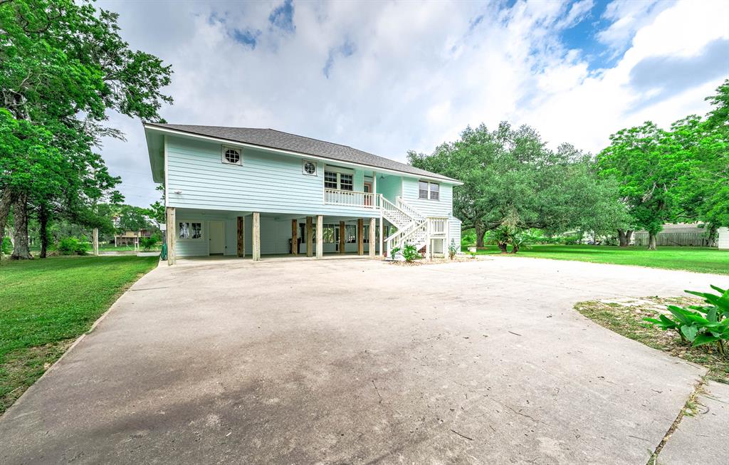 383 County Road 296, Sargent, Texas image 8