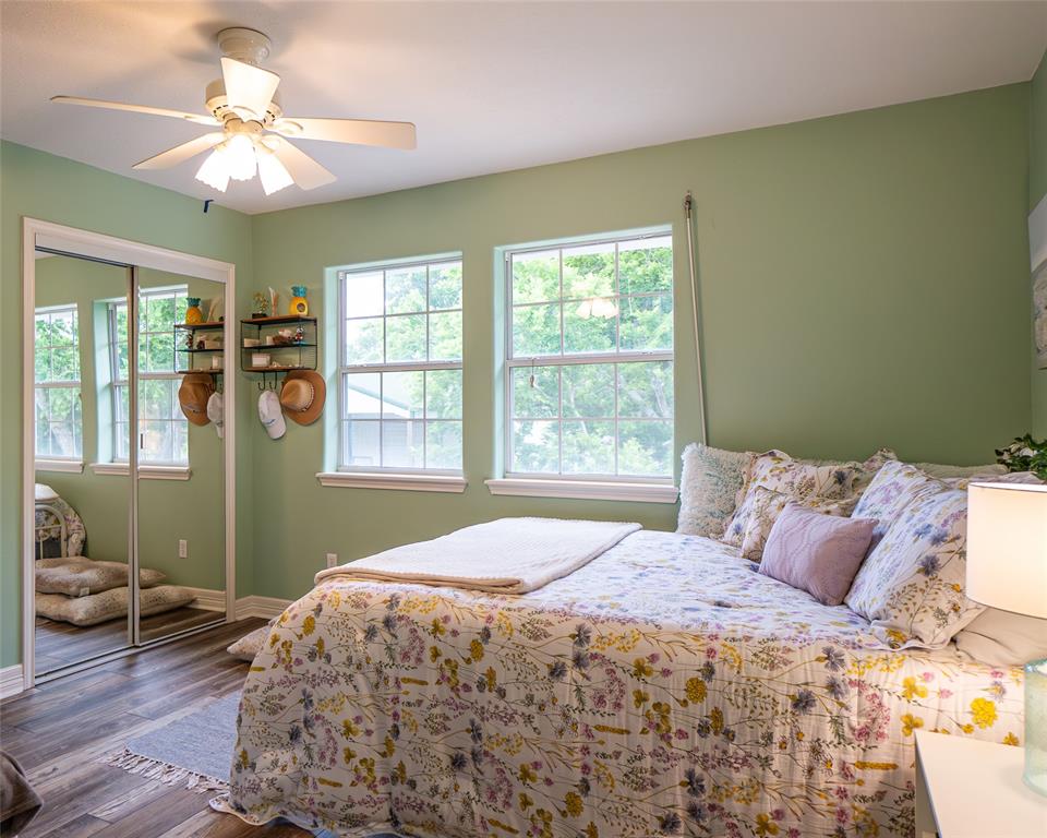 383 County Road 296, Sargent, Texas image 30