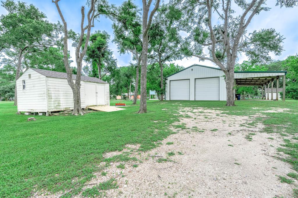 383 County Road 296, Sargent, Texas image 6