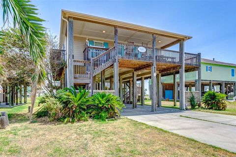 A home in Crystal Beach