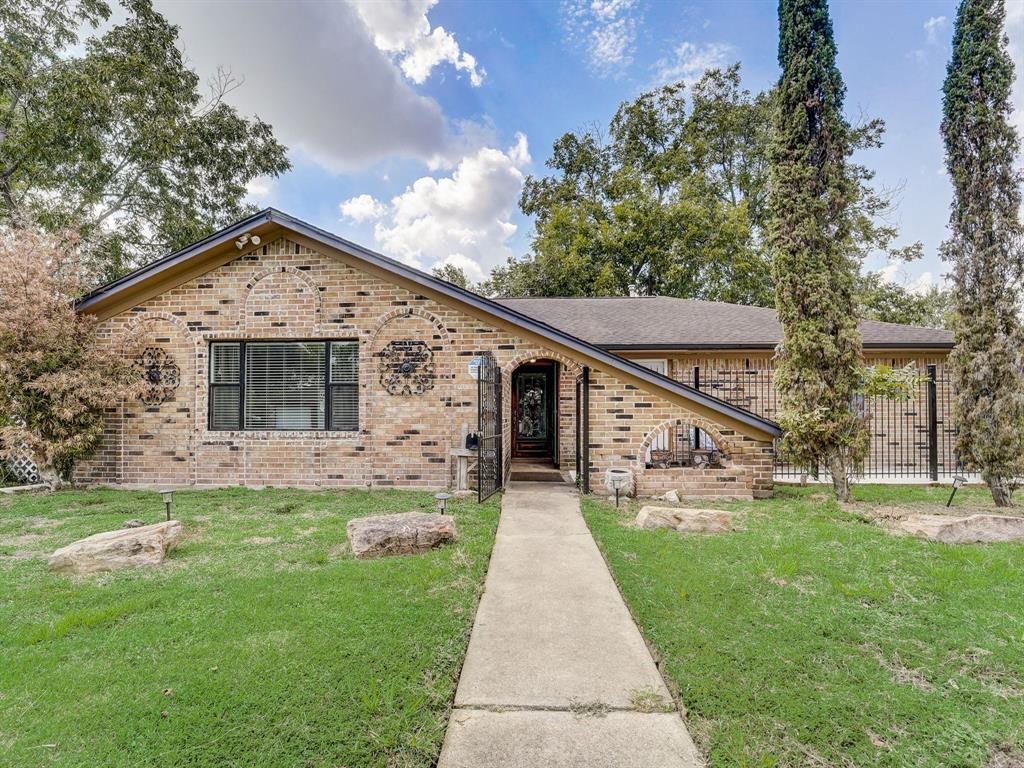 View Houston, TX 77075 house