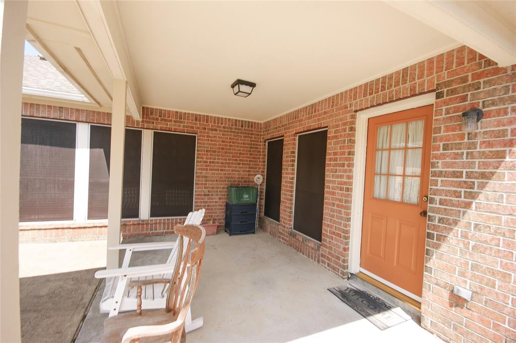 3006 Autumn Hills Court, Friendswood, Texas image 16