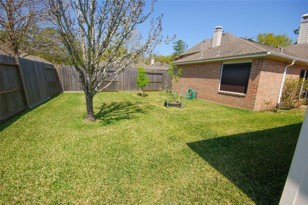 3006 Autumn Hills Court, Friendswood, Texas image 17