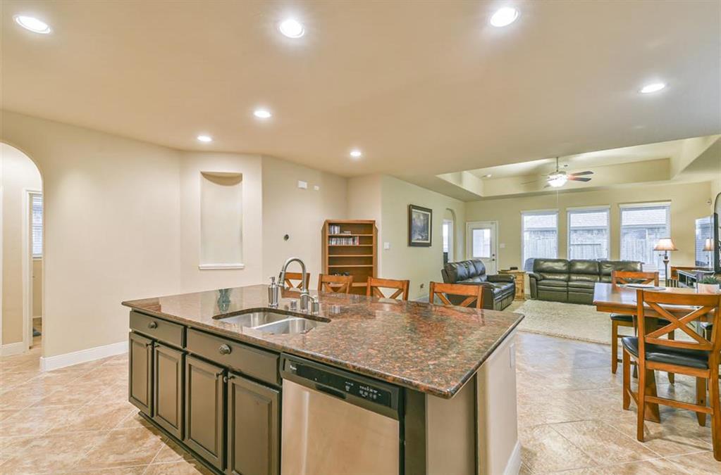 3219 Sunflower Drive, Texas City, Texas image 3