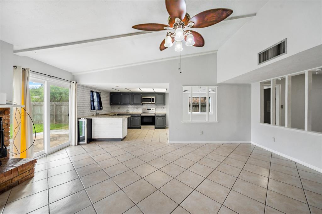 2702 Pheasant Run, Humble, Texas image 11