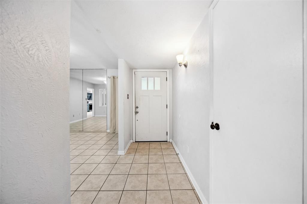 2702 Pheasant Run, Humble, Texas image 8