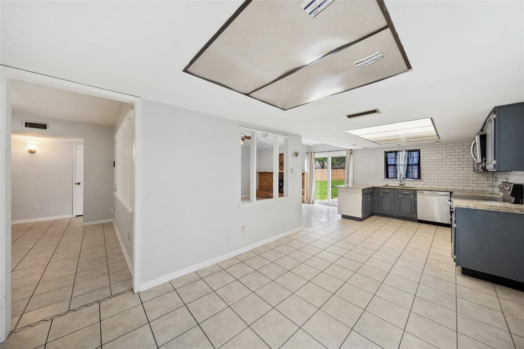 2702 Pheasant Run, Humble, Texas image 17