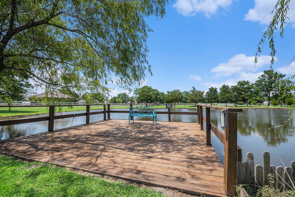 1827 E Cedar Bayou Lynchburg Road, Baytown, Texas image 27