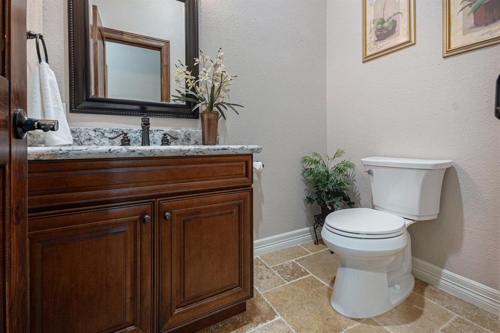 1827 E Cedar Bayou Lynchburg Road, Baytown, Texas image 12