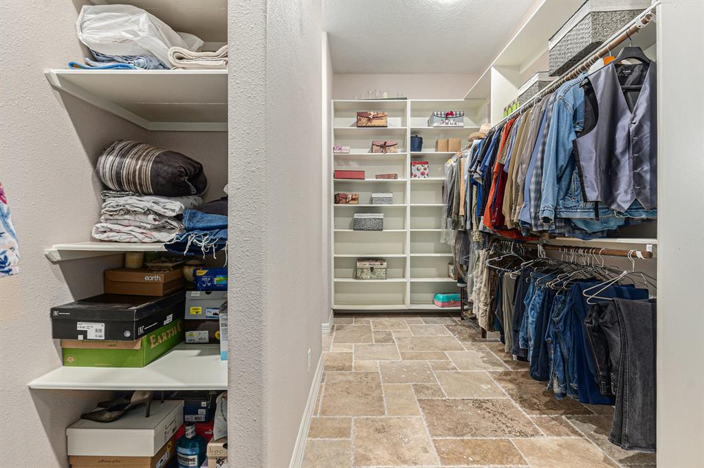 1827 E Cedar Bayou Lynchburg Road, Baytown, Texas image 18