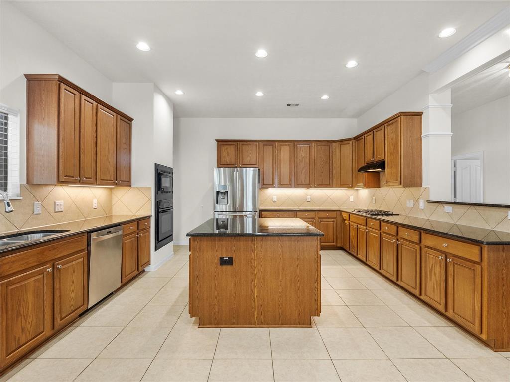 3606 Pinto Trail, Manvel, Texas image 27
