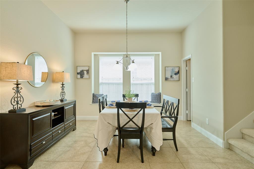 38 S Pinto Point Circle, The Woodlands, Texas image 16