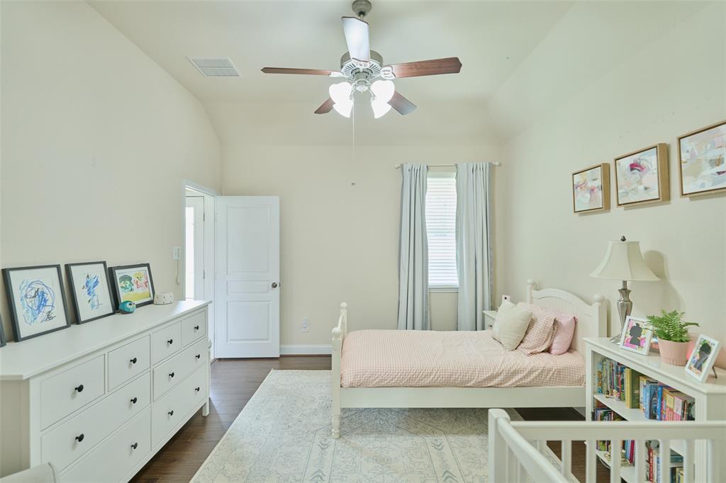38 S Pinto Point Circle, The Woodlands, Texas image 30