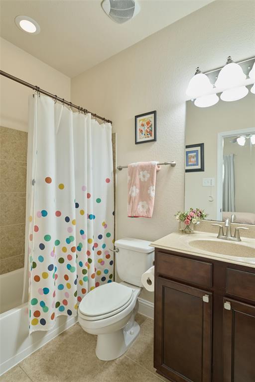 38 S Pinto Point Circle, The Woodlands, Texas image 31