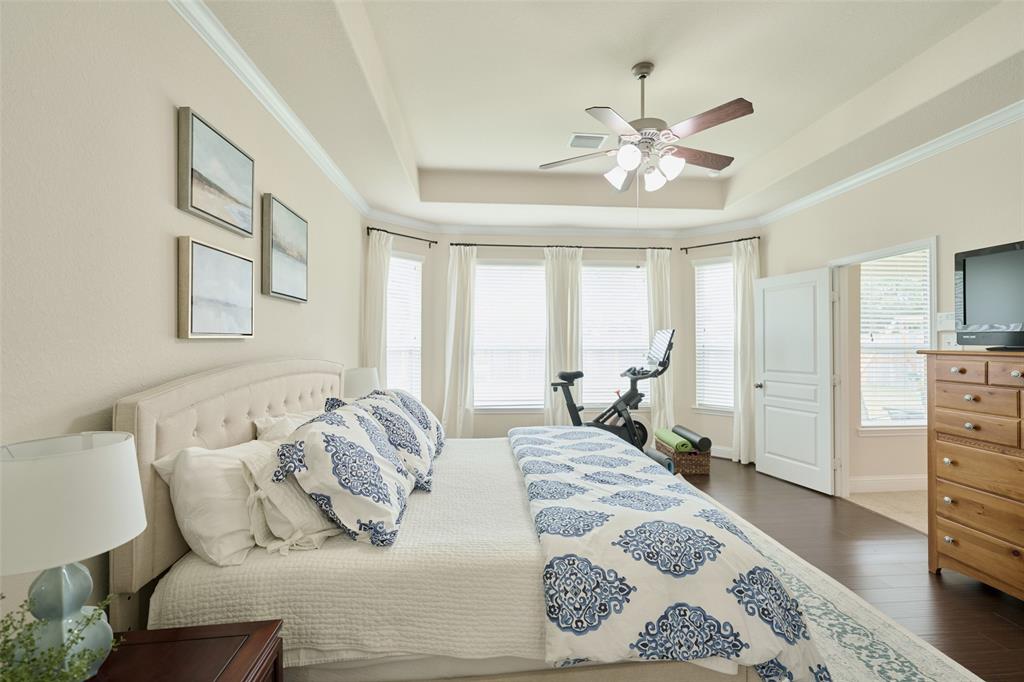 38 S Pinto Point Circle, The Woodlands, Texas image 25