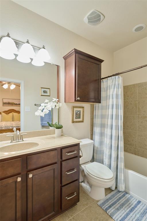 38 S Pinto Point Circle, The Woodlands, Texas image 37