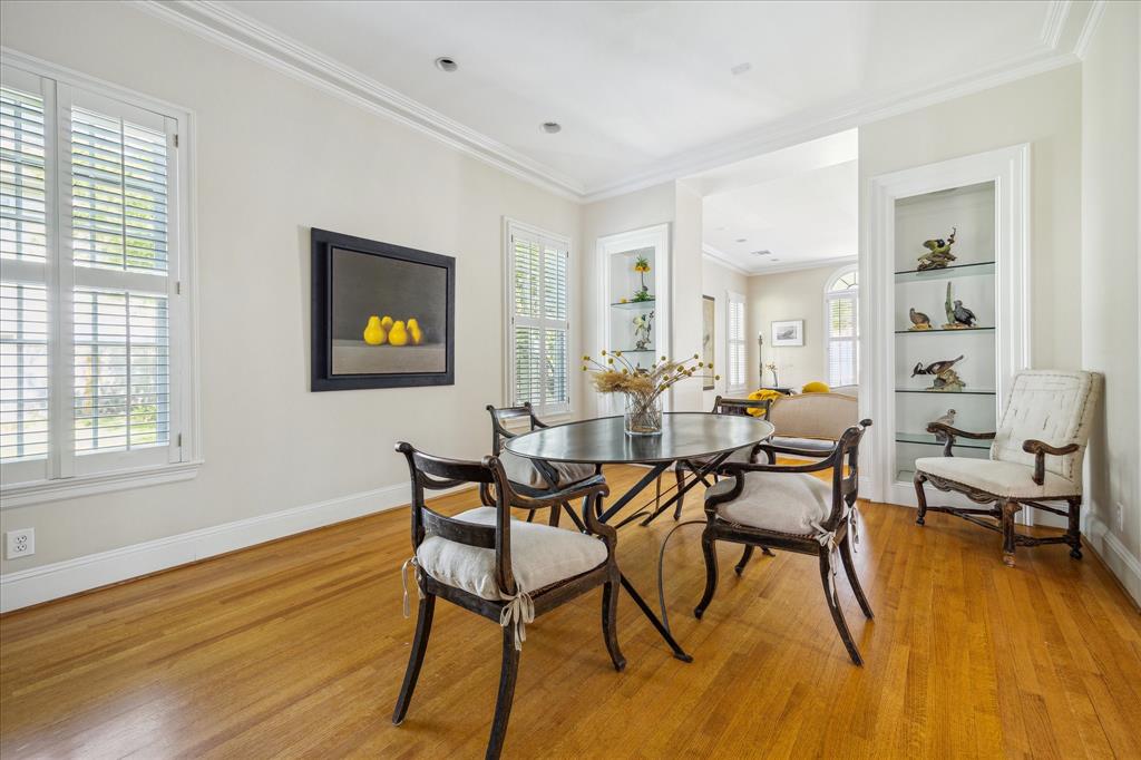 6632 Brompton Road