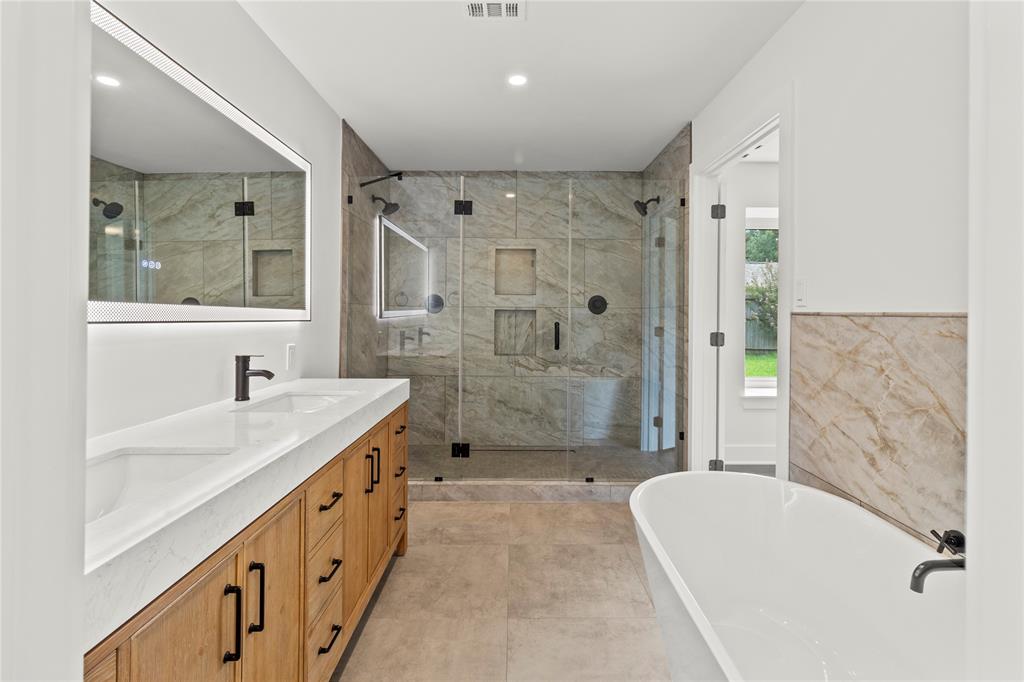 Houston, Texas 77043, United States, 3 Bedrooms Bedrooms, ,2 BathroomsBathrooms,Residential,Active,159080