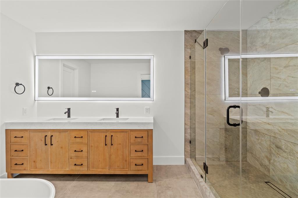 Houston, Texas 77043, United States, 3 Bedrooms Bedrooms, ,2 BathroomsBathrooms,Residential,Active,159080