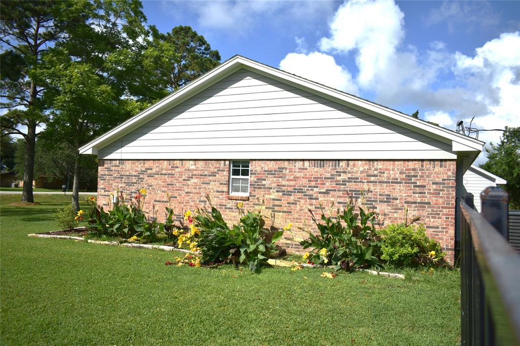 12207 Cherry Point Drive, Dayton, Texas image 19