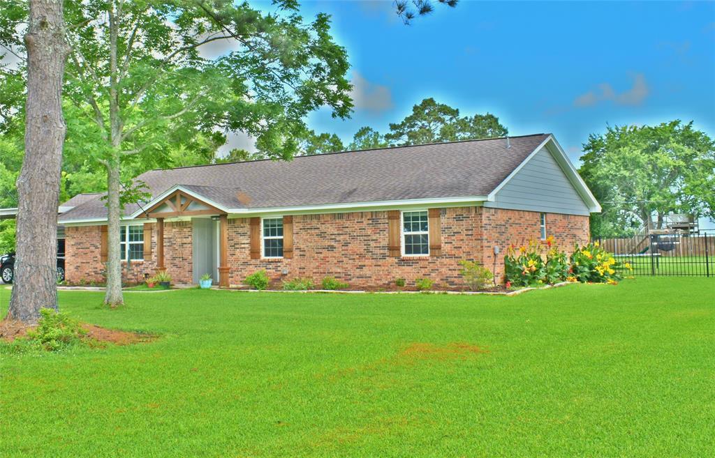 12207 Cherry Point Drive, Dayton, Texas image 1