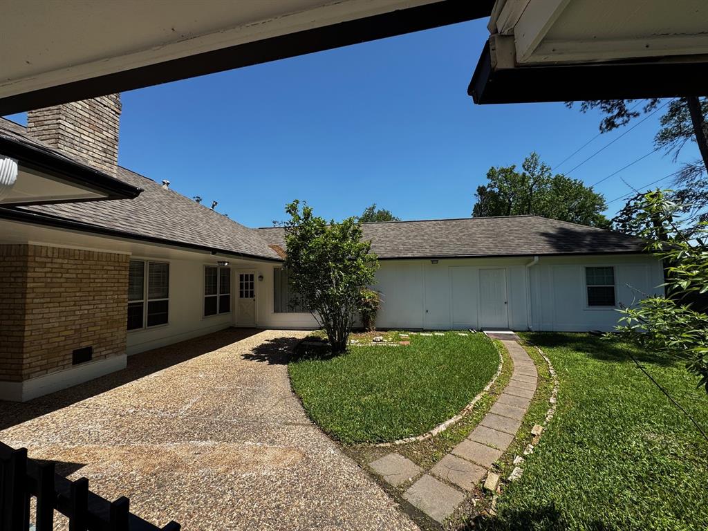 1421 Green Briar Drive, Huntsville, Texas image 28