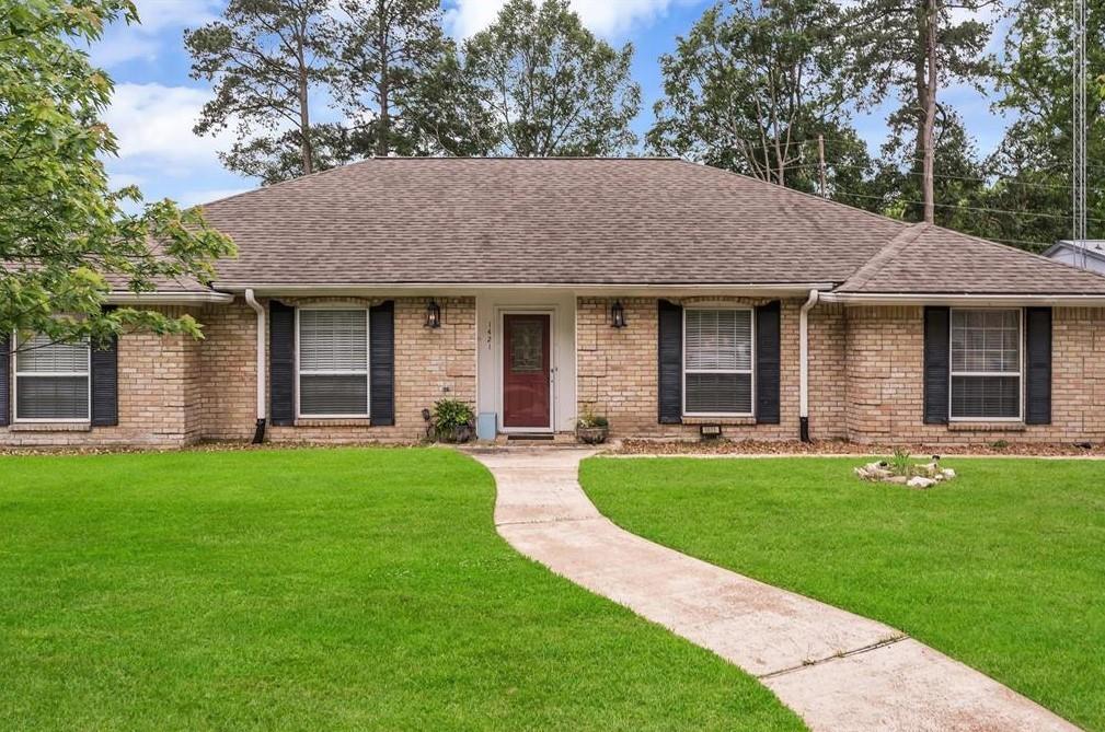 1421 Green Briar Drive, Huntsville, Texas image 1