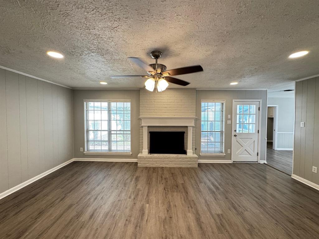 1421 Green Briar Drive, Huntsville, Texas image 6