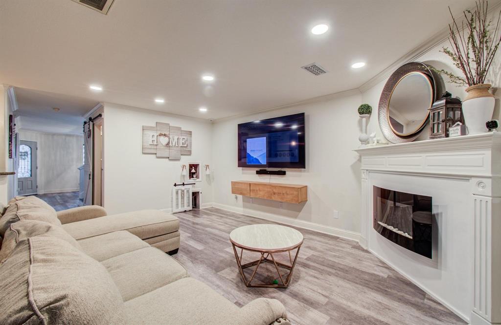 2519 Bradburn Hill Lane, Houston, Texas image 13