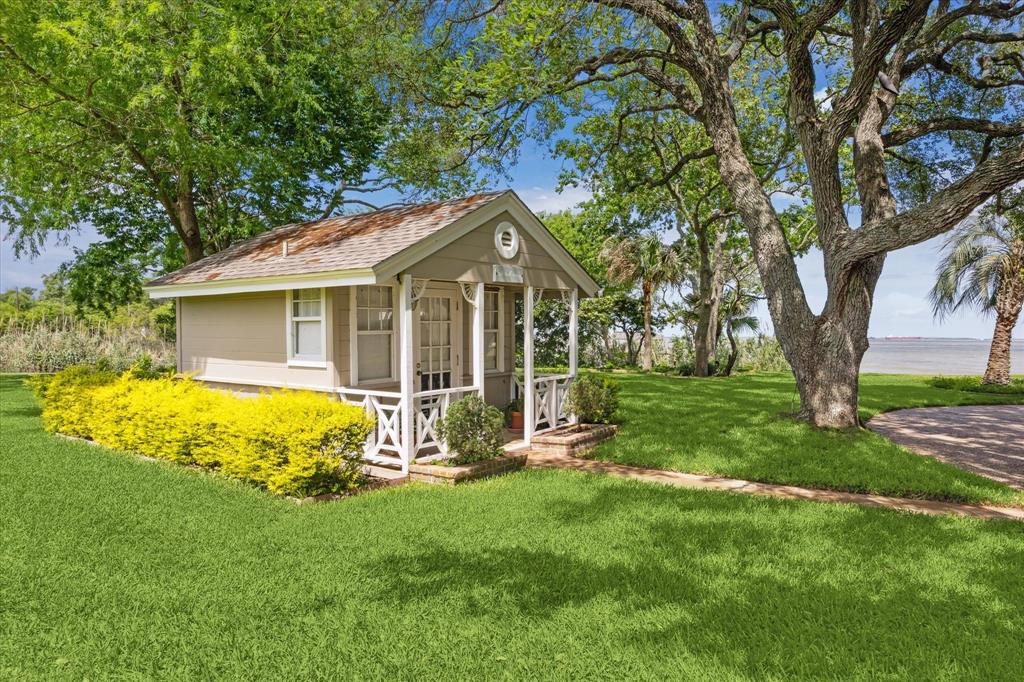 102 S R Street, La Porte, Texas image 46