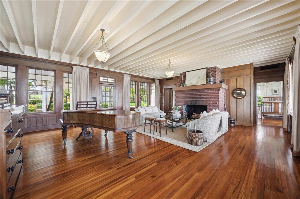 102 S R Street, La Porte, Texas image 36