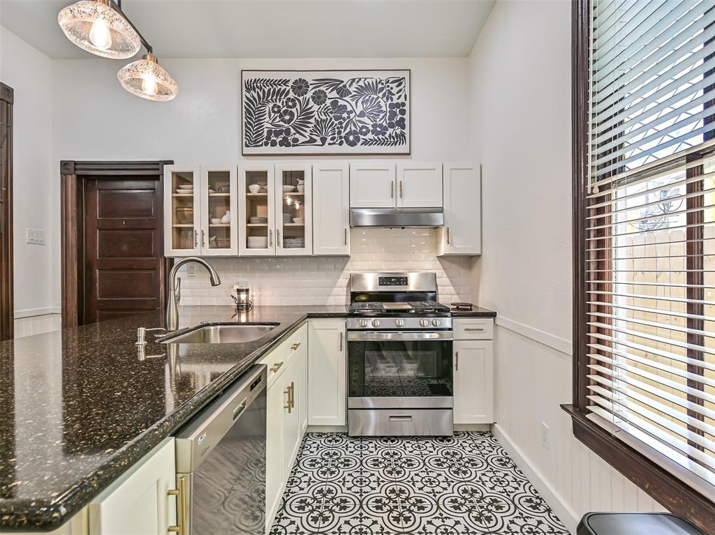 1515 24th Street, Galveston, Texas image 24
