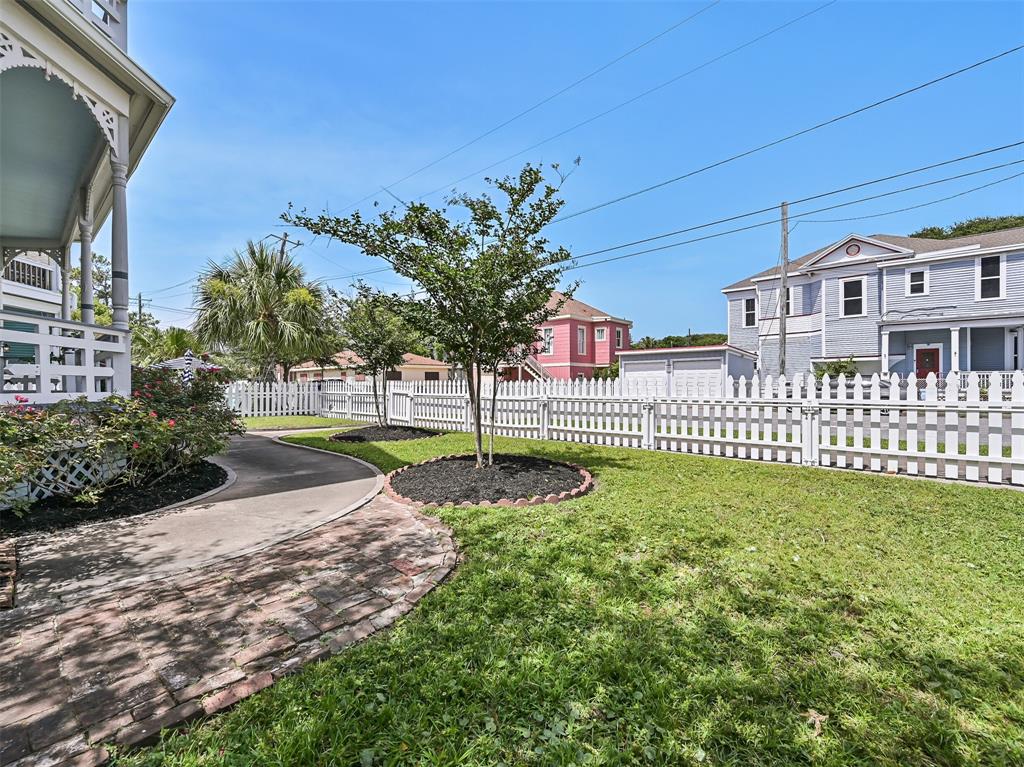 1515 24th Street, Galveston, Texas image 6