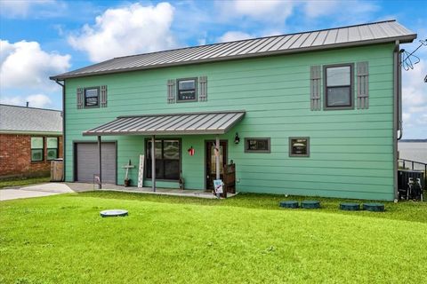 A home in Onalaska