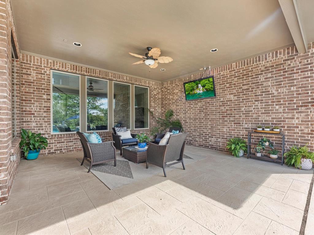 19003 Cove Manor Drive, Cypress, Texas image 40