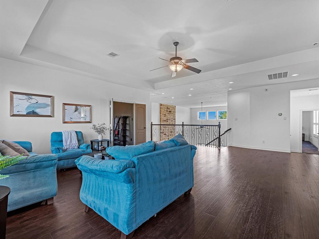 19003 Cove Manor Drive, Cypress, Texas image 31