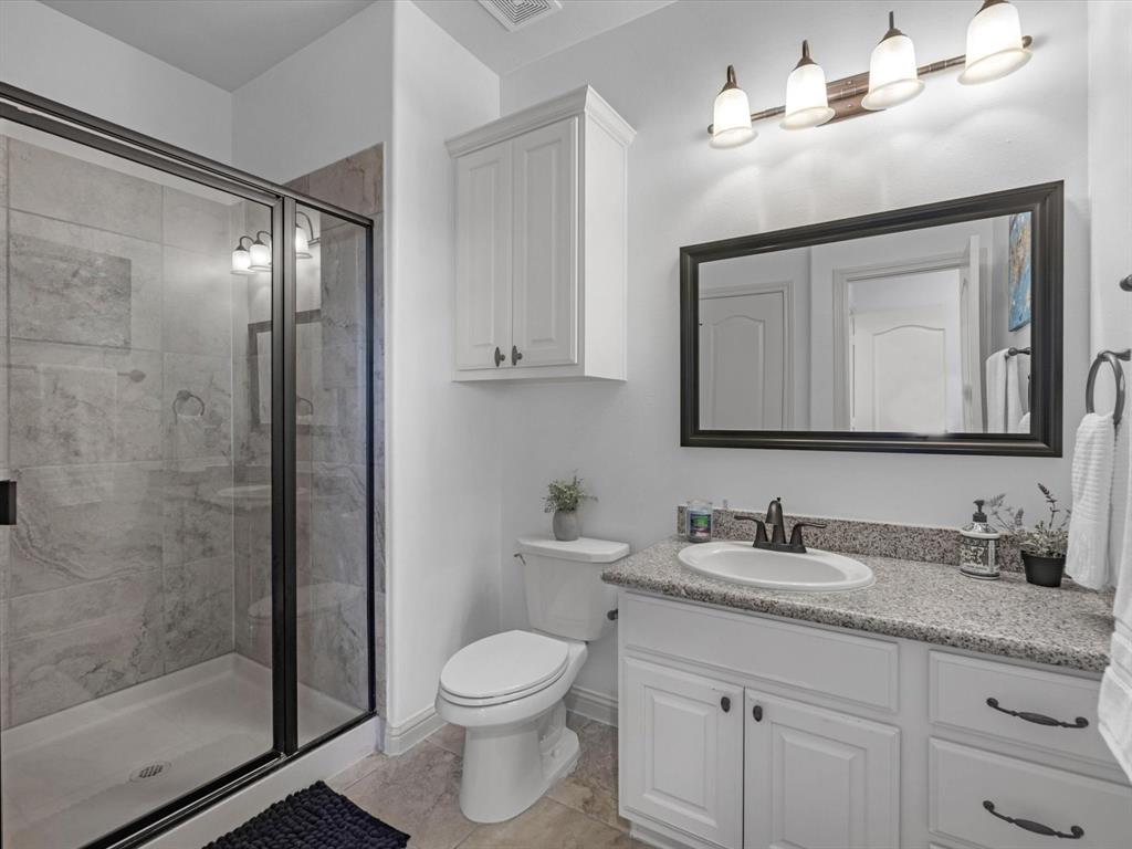 19003 Cove Manor Drive, Cypress, Texas image 38