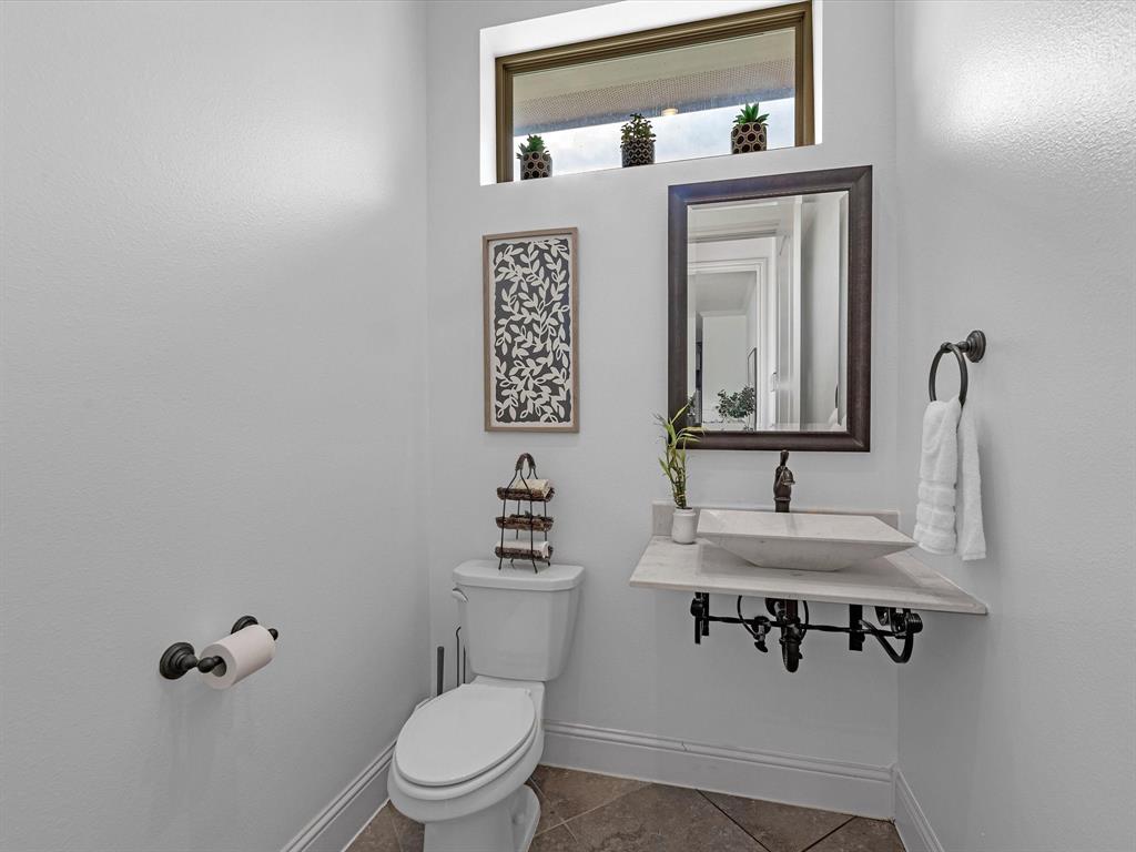 19003 Cove Manor Drive, Cypress, Texas image 20
