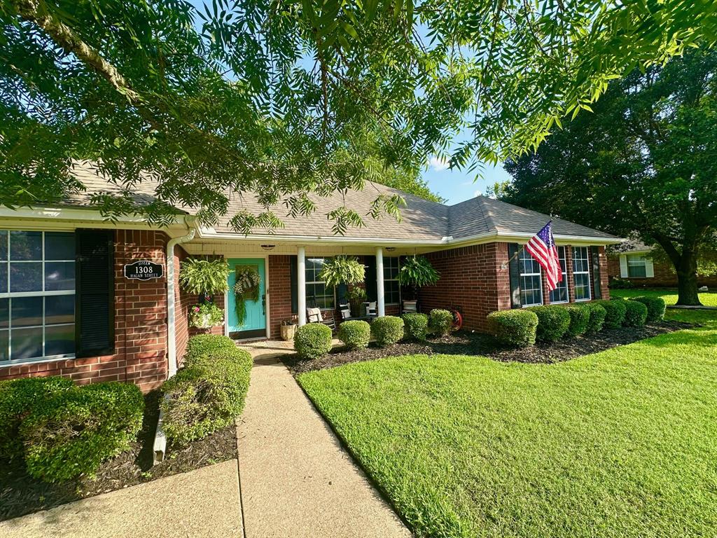 1308 Hagan Street