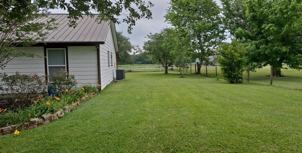 3011 Pisces Street, Rosenberg, Texas image 2