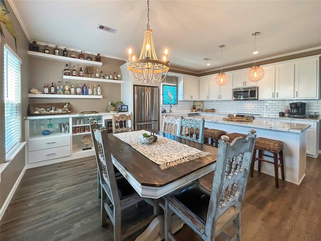 322 Sun Dial Street, Surfside Beach, Texas image 13
